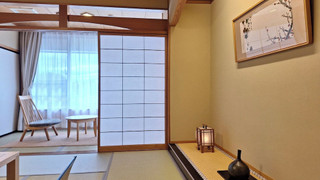 ＜四季亭＞和室