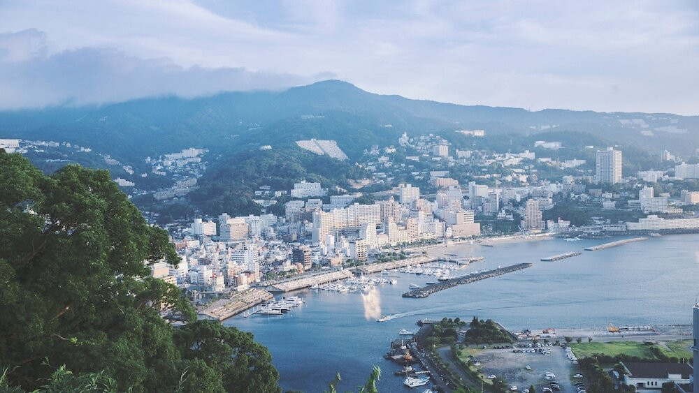 「熱海」の高級ホテル・旅館で非日常時間を4236601