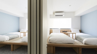 4人ルーム(コネクティング) <シャワー付>