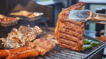 食事・飲み物 / 4