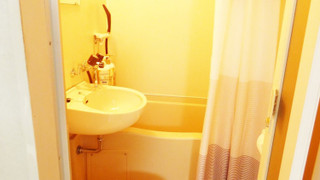 ツインルーム シングルベッド 2 台 禁煙