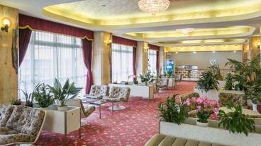 ロビー応接スペース / 7