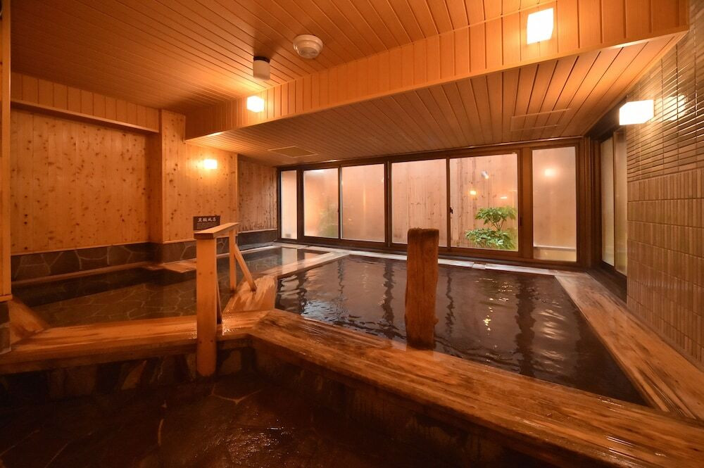 豪華なオリジナル海鮮丼を朝から堪能4573865