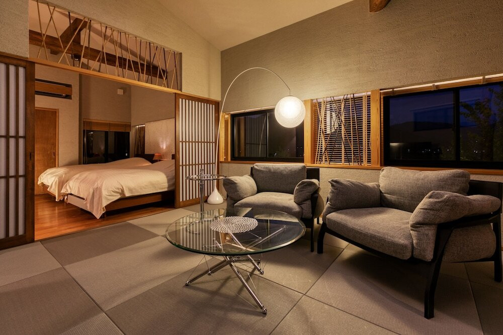 全8室に温泉を備えた、由布岳を望む隠れ宿3924264