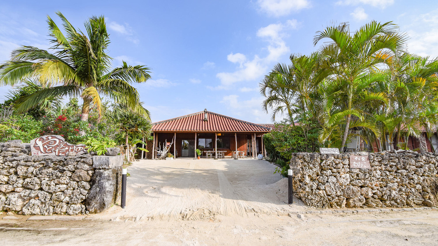 夕日の名所にほど近い、1日6組限定の宿3494586