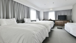 デラックスツイン エキストラベッド2台