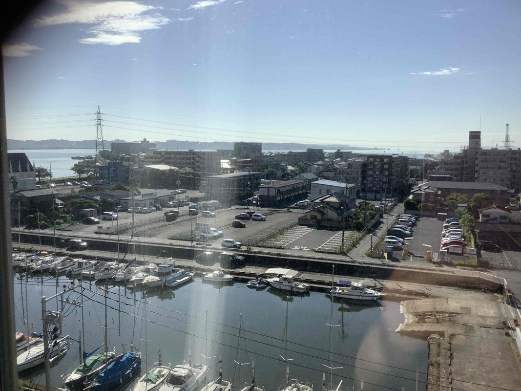 室内から見た霞ケ浦