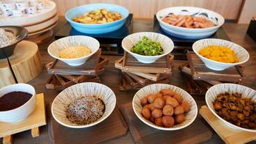 朝食ビュッフェのメニュー例① / 2