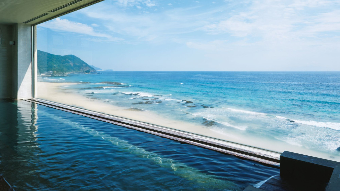 全室オーシャンビュー！客室や展望温泉浴場から海の絶景を3658838