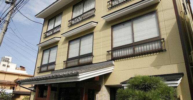 湖畔の宿 雄琴荘（滋賀県 旅館） / 1