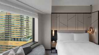 プレミアム ルーム キングベッド 1 台 クラブラウンジ利用可 (Bath)