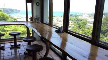 ロビー応接スペース / 3