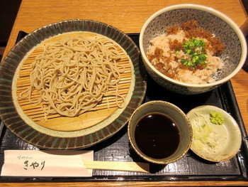 「きやり 御茶ノ水ソラシティ店」料理 1142008 そば飯セット(2014/12/19撮影)