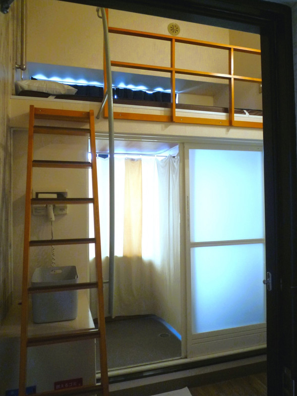 ドアを開ければロフトルームが斬新！