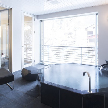 60平米以上・露天風呂付きのラグジュアリーなお部屋をひとり占め♩3845892