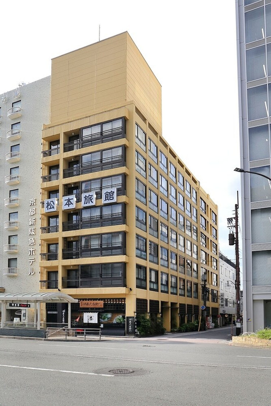 施設の正面