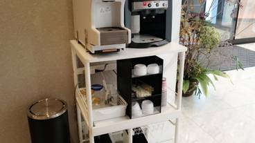 ロビー セルフコーヒー / 1