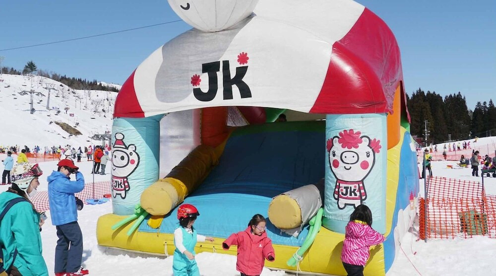 スノー スポーツとスキー