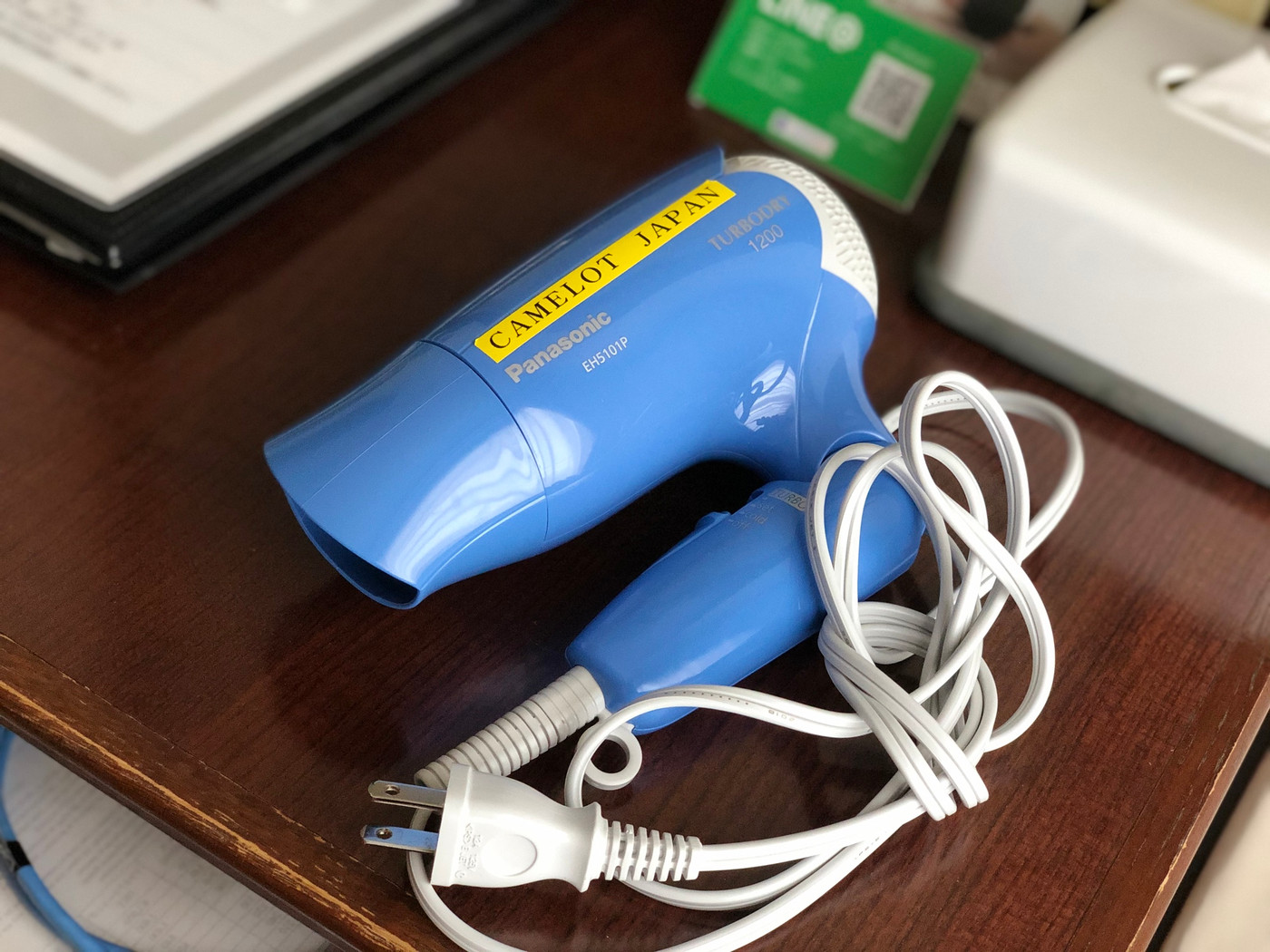 朝の準備がしやすい、ゆったりとした鏡台2009349