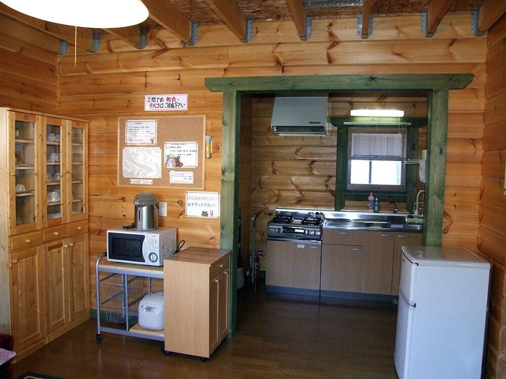 憧れの本格的なログハウスにステイ！温泉付きのコテージ4068357