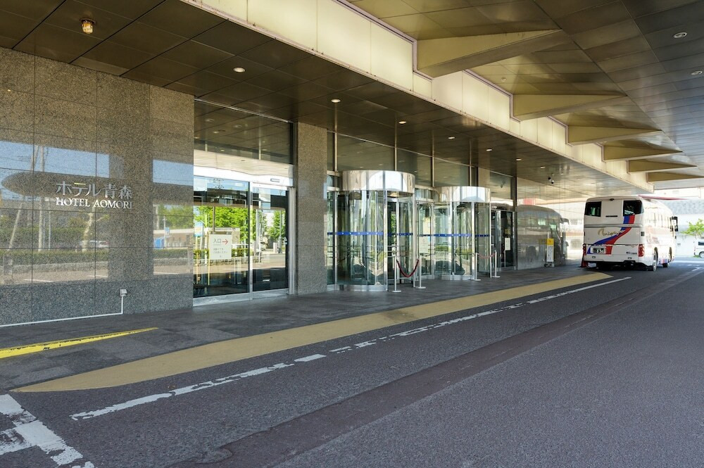 施設の正面