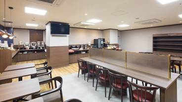 朝食スペース / 7