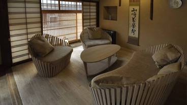 ロビー応接スペース / 2