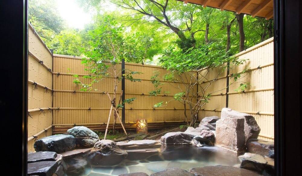 貸切露天風呂 竹雀 / 2