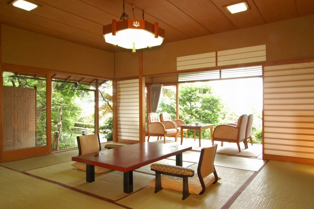 横山大観ゆかりの宿 熱海 大観荘（ヨコヤマタイカンユカリノヤド　アタミ　タイカンソウ） / 4