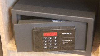 セミダブルルーム - 飲み放題1時間 (15:00~20:00の間に限る)