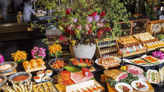 露天風呂客室 禁煙 ビュッフェディナー 19時半(3名以上利用時のみ布団を用意)