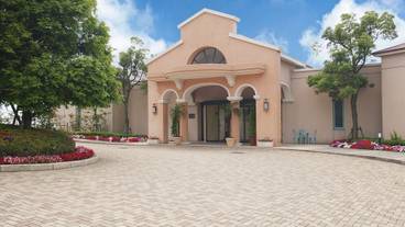 施設の入り口 / 14