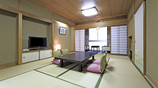 和室12畳　リバービュー