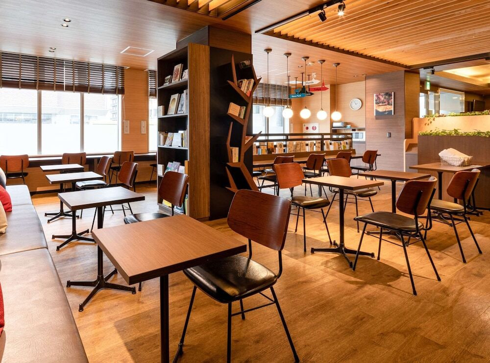 12歳まで添い寝・朝食無料!アクセスもコスパも良いホテル4264952