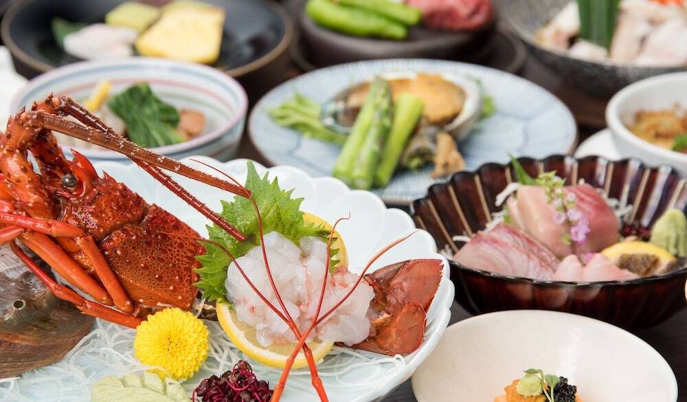 伊豆の旬を味わう
懐石コース / 1