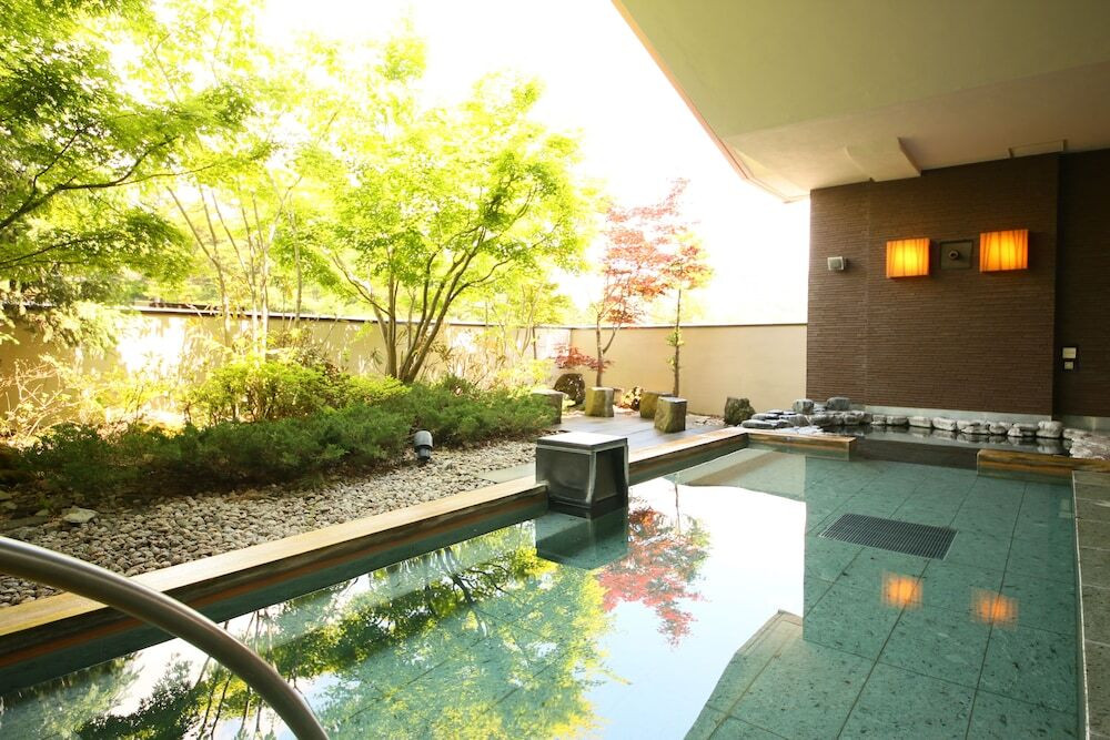 ホテルハーヴェスト旧軽井沢（ホテルハーヴェストキュウカルイザワ） / 2