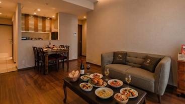 食事・飲み物 / 1