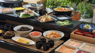 朝食ビュッフェ / 11