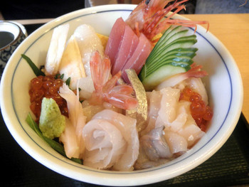 「ゆう天」料理 82209 上生ちらし　1760円　2011.6