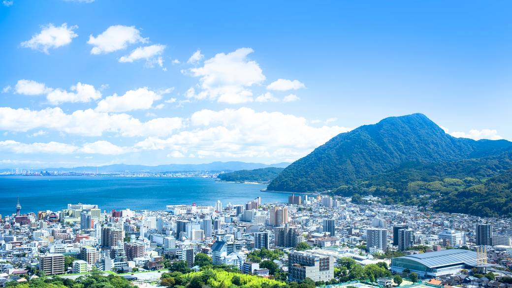 温泉街　別府の街並み / 1