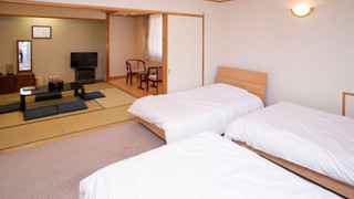 スイートルーム（和洋室) 共用バスルーム