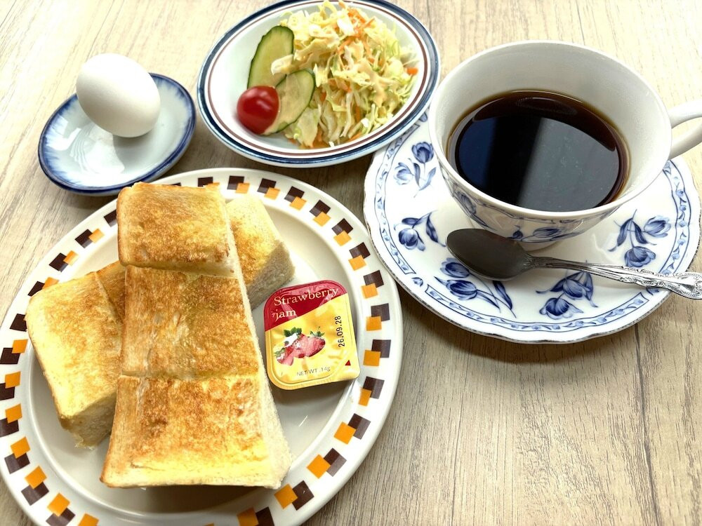 朝食