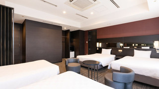 デラックス 4 人部屋