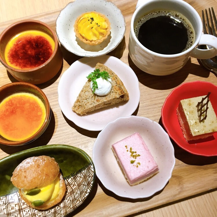 ホテルパティシエによるスイーツ