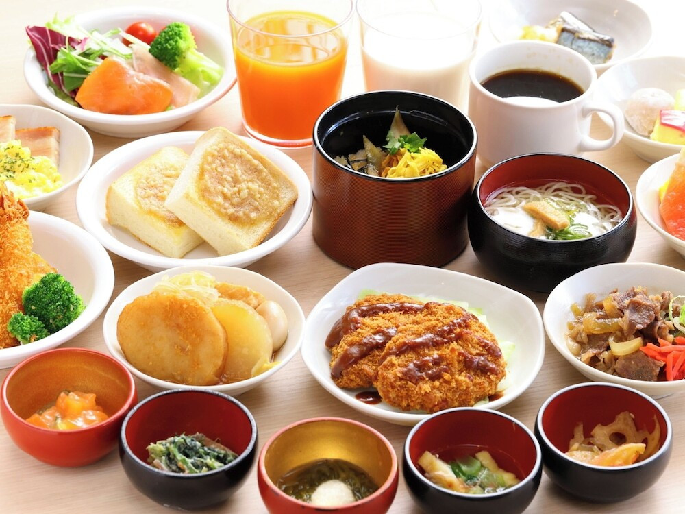 朝食