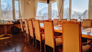 朝食スペース / 9