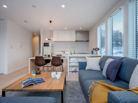 H2 Life Resorts ArtHouse / 1