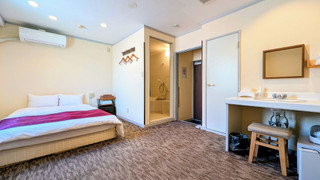 ダブルルーム 1