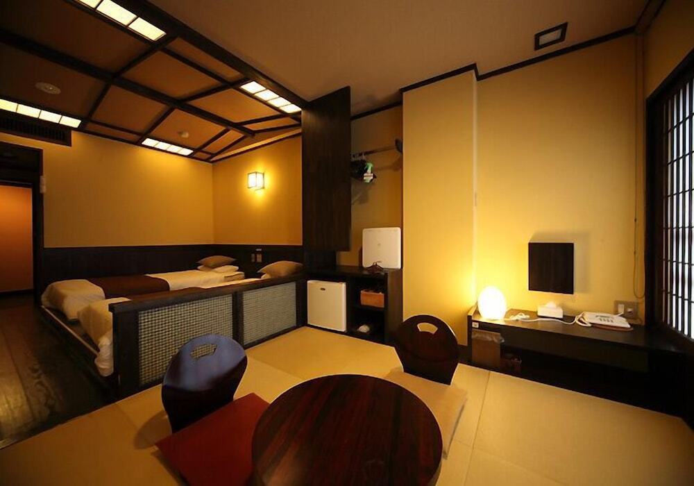 民芸モダンに囲まれて過ごすお洒落な休日4089540