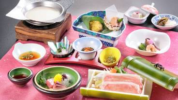 食事・飲み物 / 3